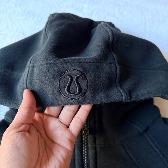 Lululemon Full Zip Scuba Hoodie 8 - Picture 6 of 9